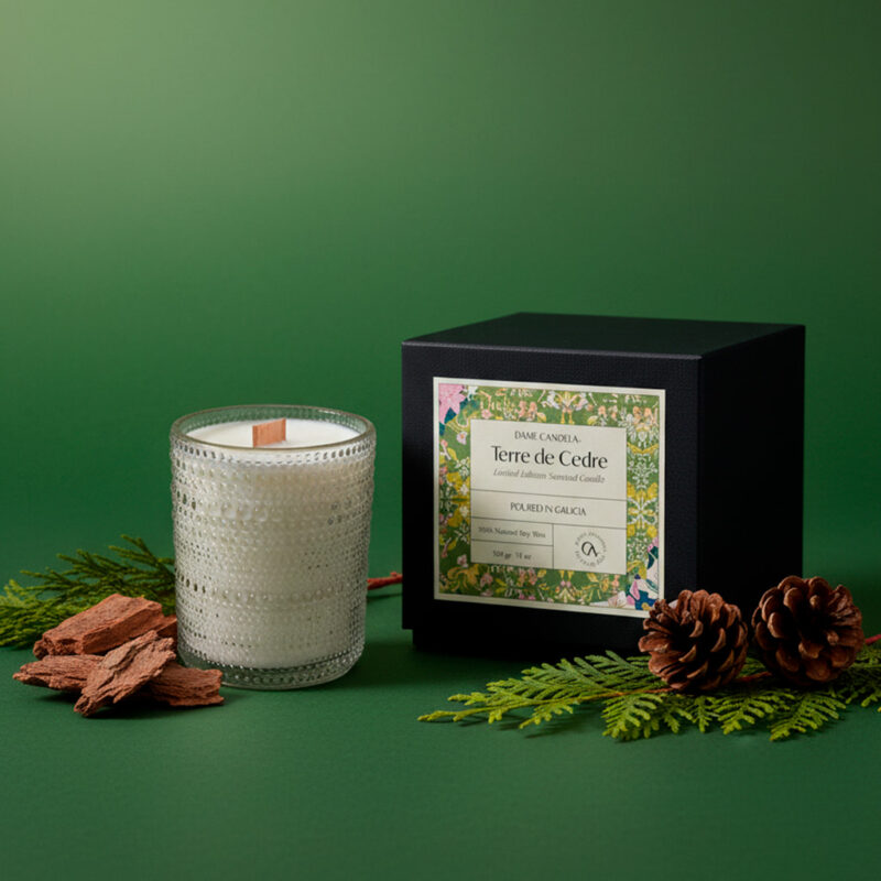 Vela aromática DELUXE TERRE DE CEDRE