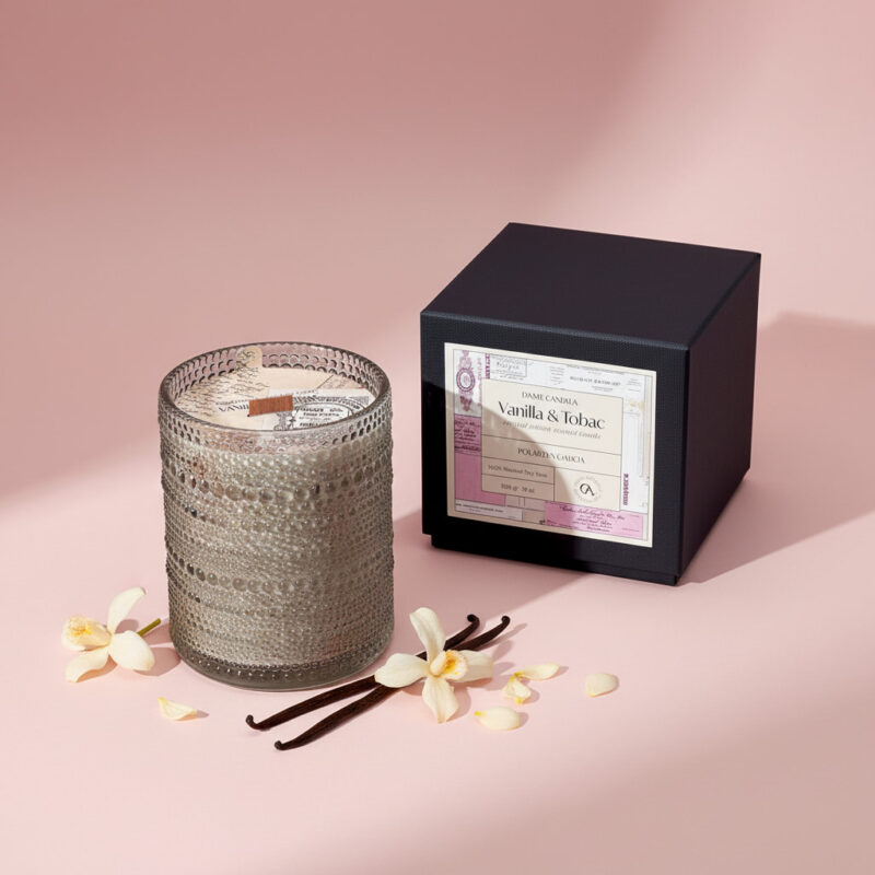 Vela aromática DELUXE VANILLA & TOBAC